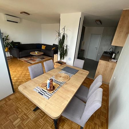Appartamento Terra Zara Esterno foto